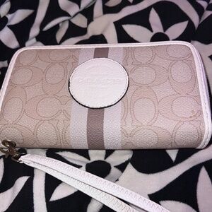Coach Wallet / Wristlet